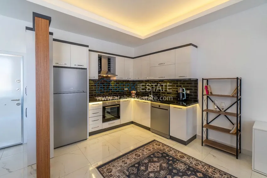 Purchase  2+1 penthouse duplex with furniture in an area open to residence permits, Alanya center 4 