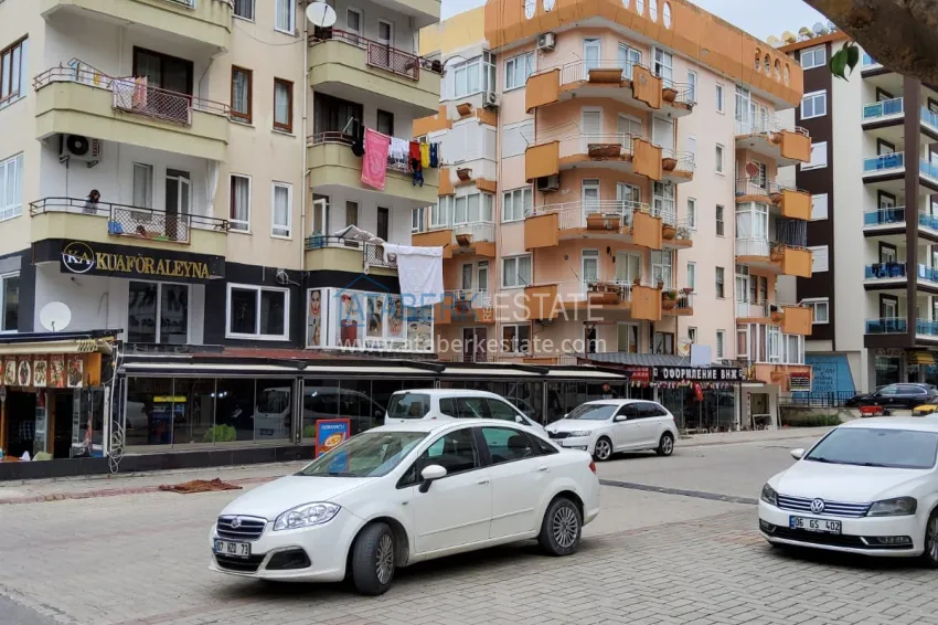 Three-room apartment with furniture after renovation in the center of Mahmutlar - the area of the secondary market 2