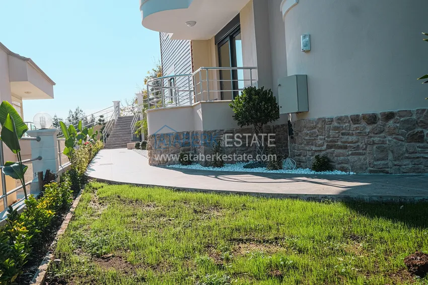 Private two-storey villa with fabulous views — Alanya, Tepe district 5