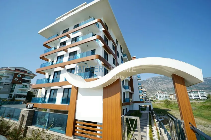 Apartment with new furniture and high-quality finishing in the Kestel area on the seafront 6 