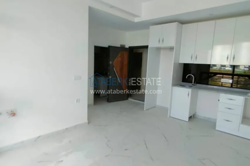 Purchase  Finely finished two-room apartment from the owner in Avsallar district, Alanya. Suitable for short term rentals  2 