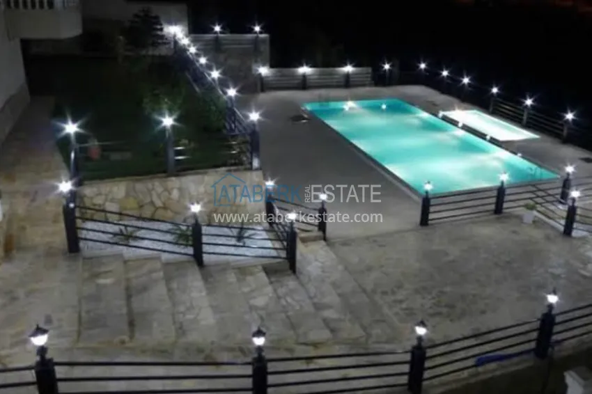 3+1 furnished penthouse with sea views in a complex with infrastructure, Akdam district — Alanya  4 