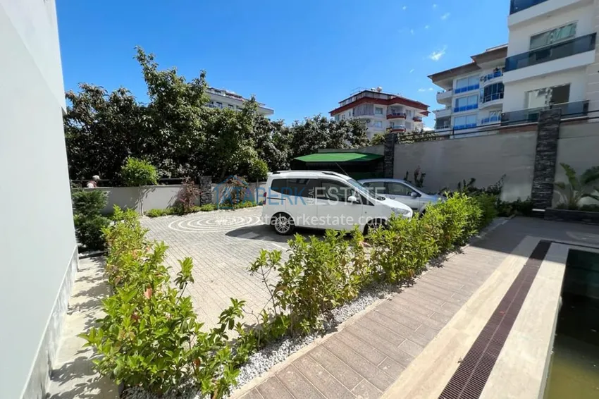 Turnkey two-level apartment in a modern complex in Oba 7