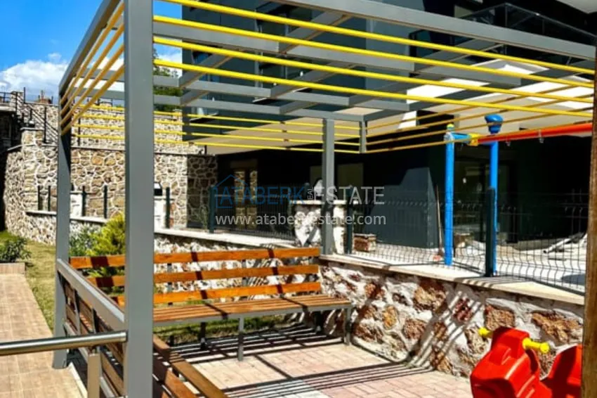 Duplex apartment 3+1 with furniture and separate kitchen in Alanya Oba district. Suitable for residence permit! 8 