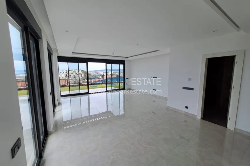 Purchase  Two-storey villa with luxurious views in a stunning residence - Konakli, Alanya 3 