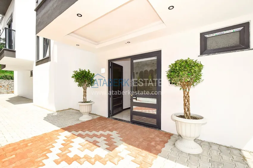 1+1 apartment in Alanya, Oba district - with new furniture and mountain views  10 