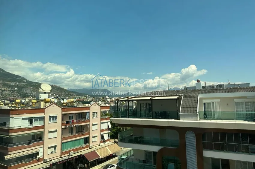 Purchase  1+1 penthouse for rent in the center of Alanya in an exclusive residential complex  12 