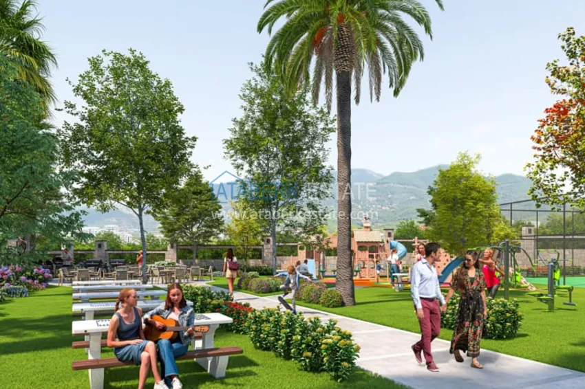 Modern family-type residential complex with luxurious infrastructure under construction — Alanya, Oba 12 