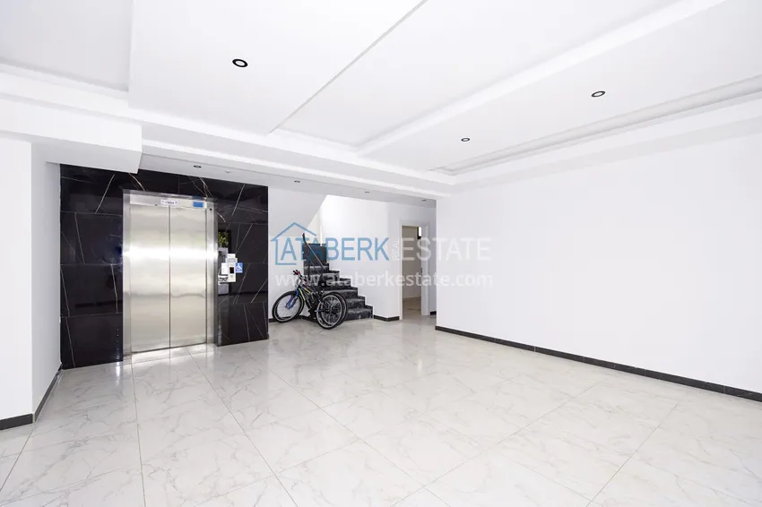 1+1 apartment in Alanya, Oba district - with new furniture and mountain views  11 