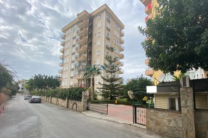 Apartment 1 + 1 with furniture and mountain views in a complex with infrastructure, the center of Alanya 2 