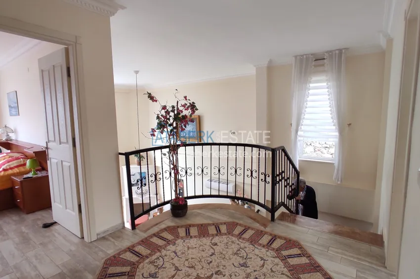 Purchase  Two-storey furnished villa with panoramic views in Alanya Kargicak 10 