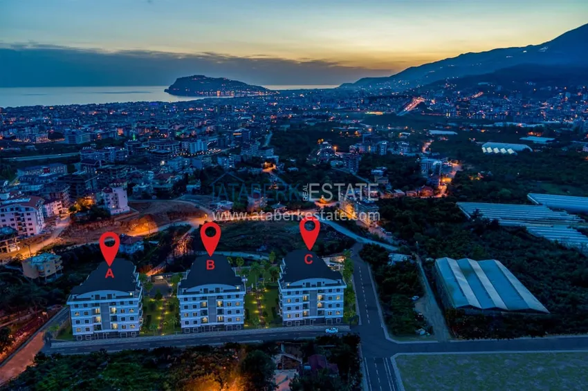 Modern family-type residential complex with luxurious infrastructure under construction — Alanya, Oba 3 
