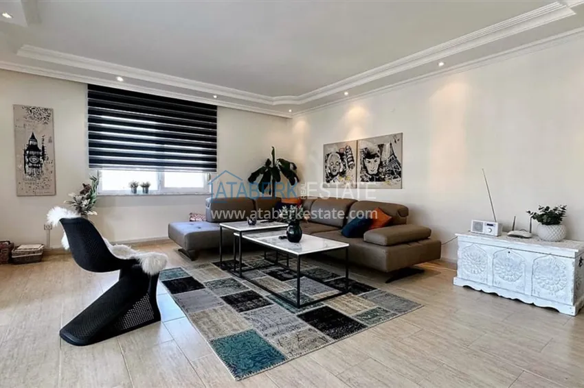 Purchase 2+1 apartment with furniture and a glazed balcony in Alanya - Cikcilli district 2 