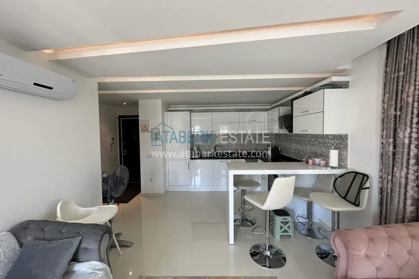 Purchase  1+1 penthouse for rent in the center of Alanya in an exclusive residential complex  4 