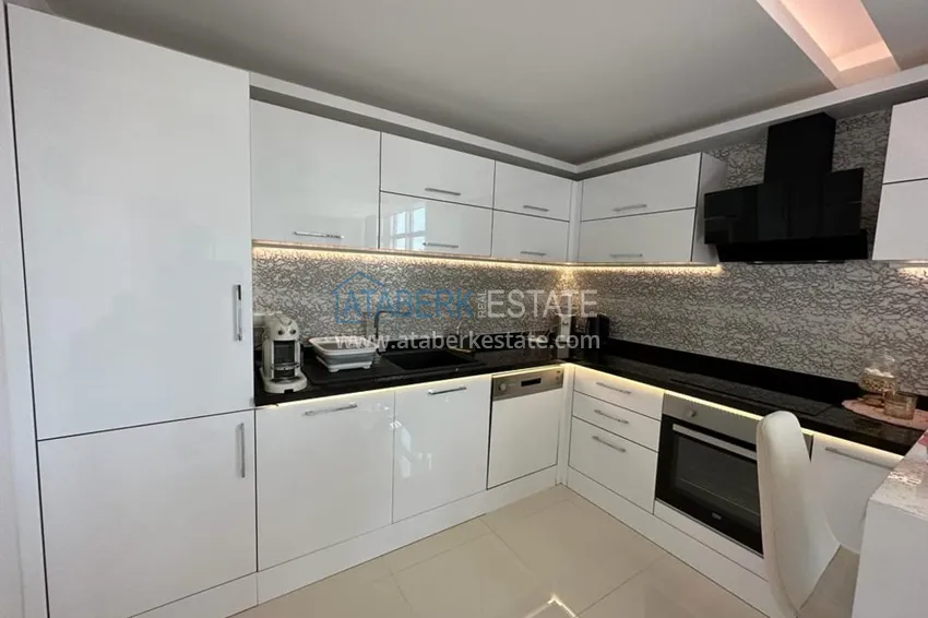 Purchase  1+1 penthouse for rent in the center of Alanya in an exclusive residential complex  5 