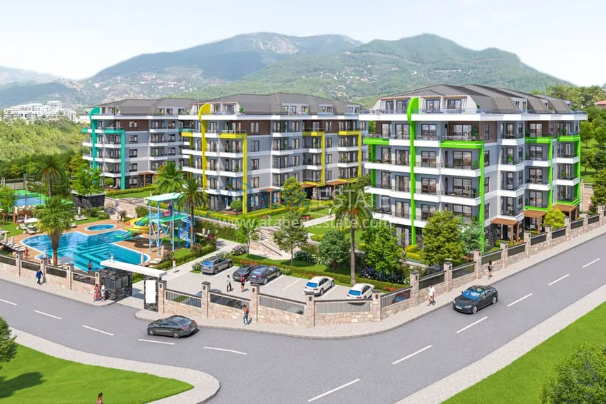 Modern family-type residential complex with luxurious infrastructure under construction — Alanya, Oba 1 