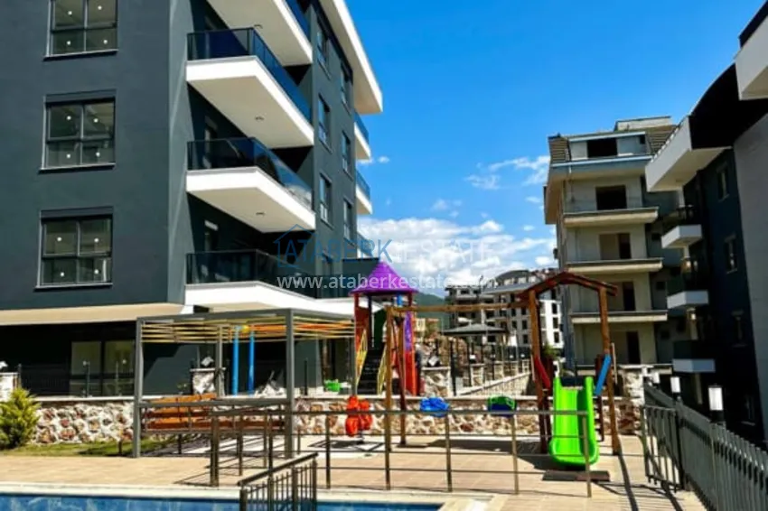 2+1 duplex penthouse partially furnished with sea views, Oba district — Alanya. Suitable for a residence permit! 4 