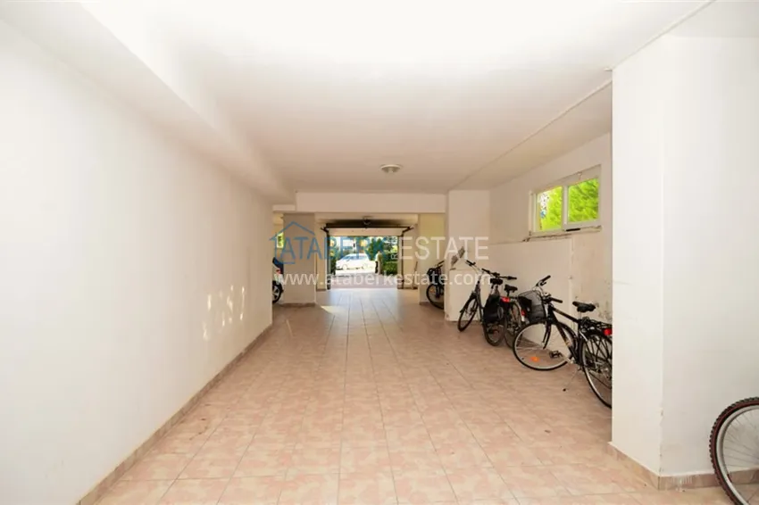 2+1 apartment with furniture and a glazed balcony in Alanya - Cikcilli district 6 