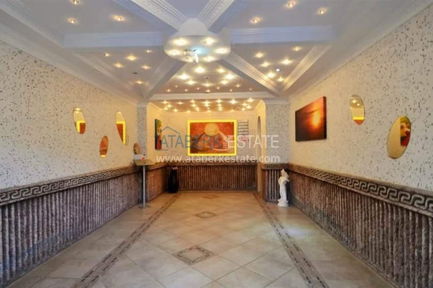 2+1 apartment with furniture and a glazed balcony in Alanya - Cikcilli district 8 