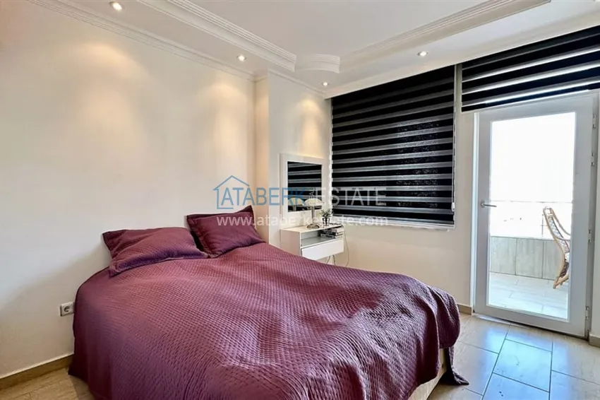 Purchase 2+1 apartment with furniture and a glazed balcony in Alanya - Cikcilli district 5 