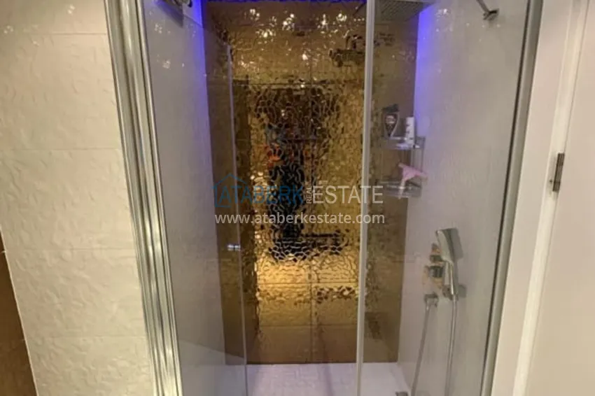 Purchase  1+1 penthouse for rent in the center of Alanya in an exclusive residential complex  9 