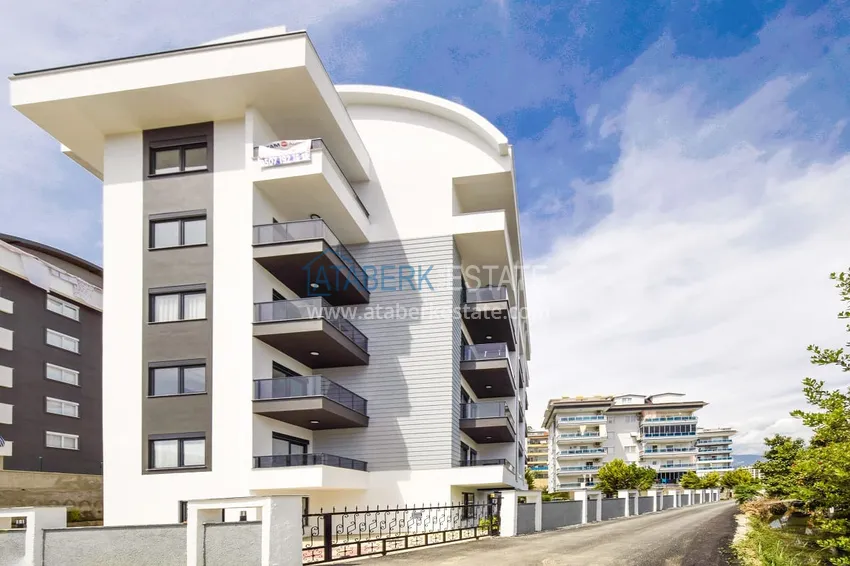 1+1 apartment in Alanya, Oba district - with new furniture and mountain views  9 