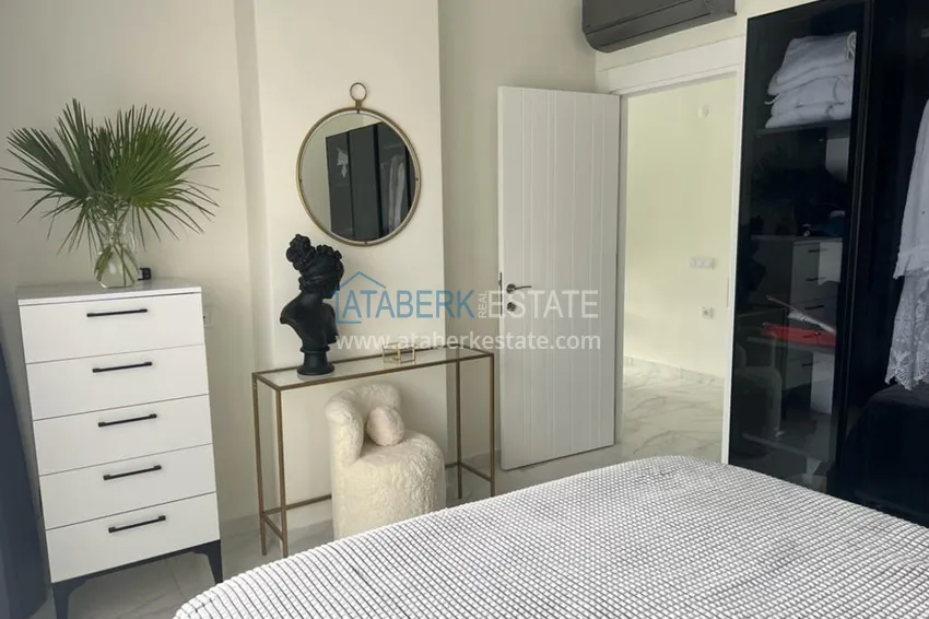 Purchase One-bedroom apartment for rent in a complex with rich infrastructure and a private beach — Alanya, Kestel F11 district 9 