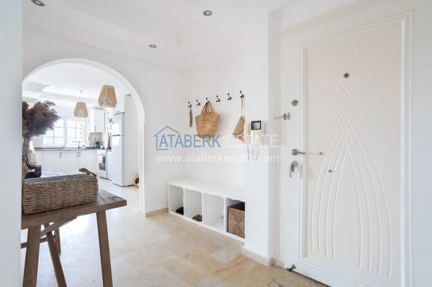 Purchase Apartment 2 + 1 with designer renovation and sea views, Avsallar area - Alanya 2 