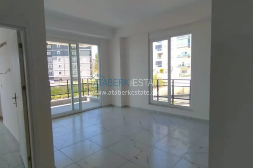 Purchase One bedroom apartment from the owner in a new building in Avsallar district, Alanya. Suitable for short term rentals 1