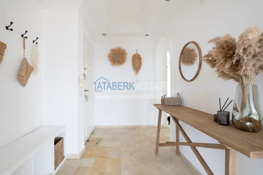 Purchase Apartment 2 + 1 with designer renovation and sea views, Avsallar area - Alanya 3 
