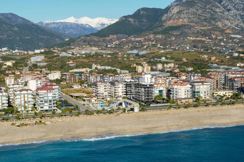 Apartments and penthouses with sea views in a new complex on the first coastline 4 