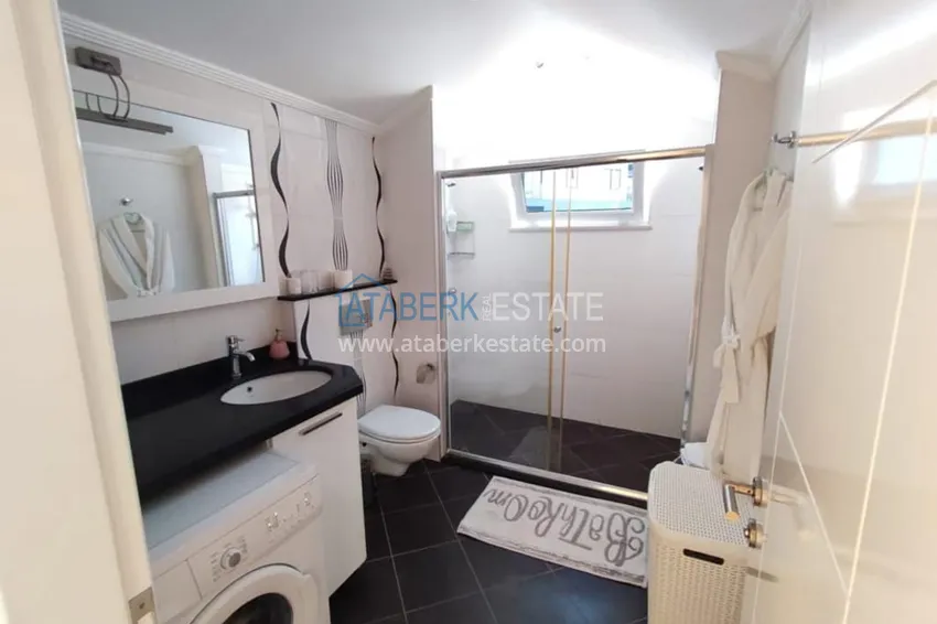 Purchase  5+1 penthouse duplex in the center of Alanya Cleopatra beach area 21 