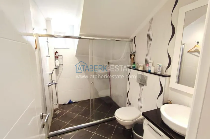 Purchase  5+1 penthouse duplex in the center of Alanya Cleopatra beach area 22 