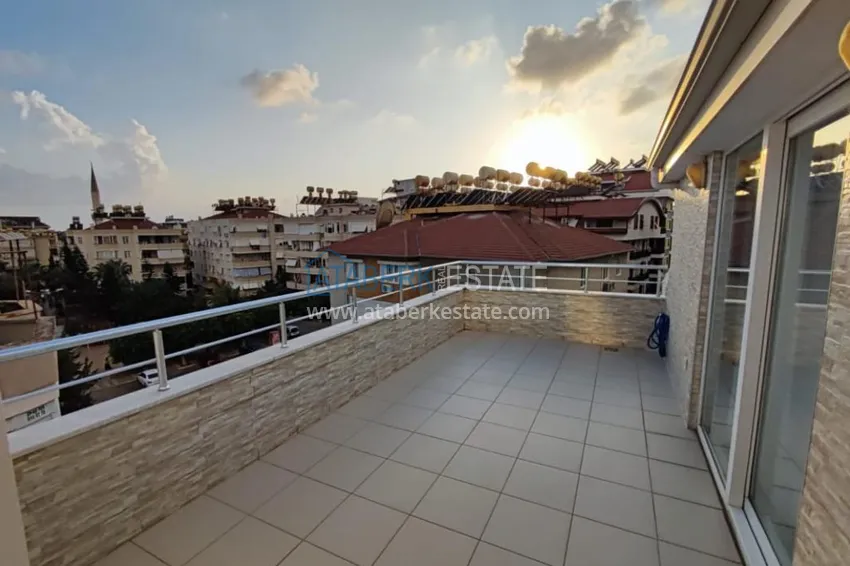 Purchase  5+1 penthouse duplex in the center of Alanya Cleopatra beach area 26 