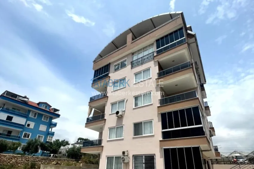 Apartment 1 + 1 with furniture, a glazed balcony and a sea view - Alanya, Payallar district 2 