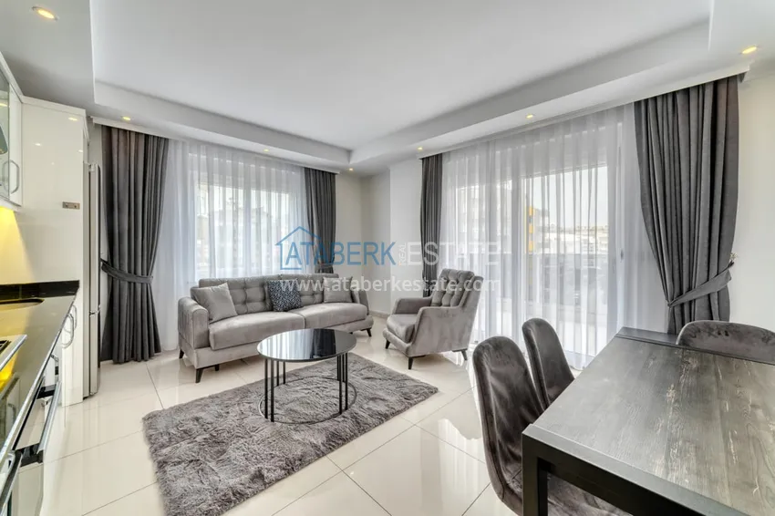 Purchase Furnished 2+1 apartment for sale in the center of Alanya just 100 meters from the beach 4