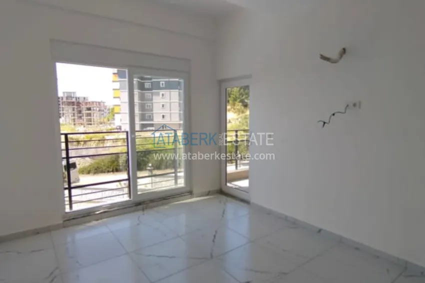 Purchase One bedroom apartment from the owner in a new building in Avsallar district, Alanya. Suitable for short term rentals 3
