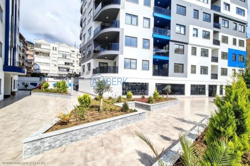 Apartment 2 + 1 furnished in a complex with good infrastructure, center of Alanya 3 