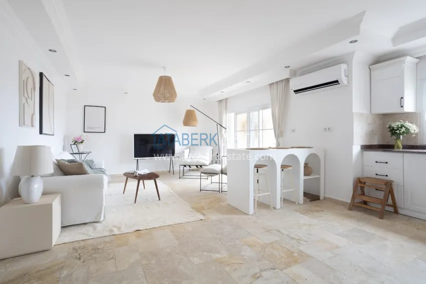 Purchase Apartment 2 + 1 with designer renovation and sea views, Avsallar area - Alanya 6 