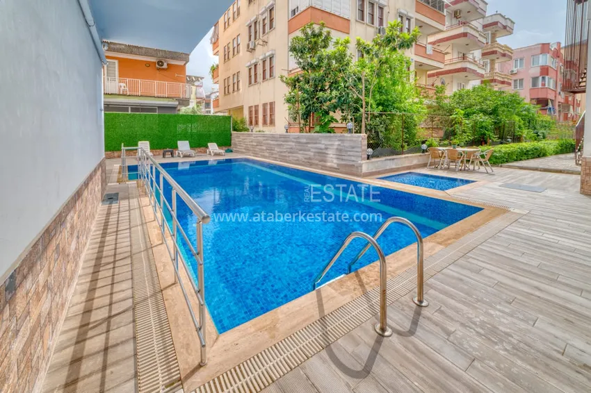 Furnished 2+1 apartment for sale in the center of Alanya just 100 meters from the beach 5