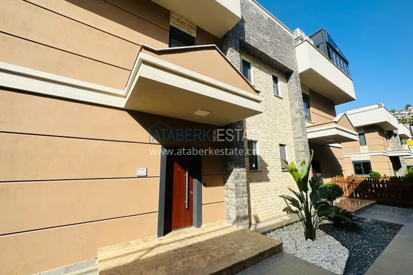 Rent a semi-detached villa in a cottage village — Alanya Kargicak district No. 53 8 