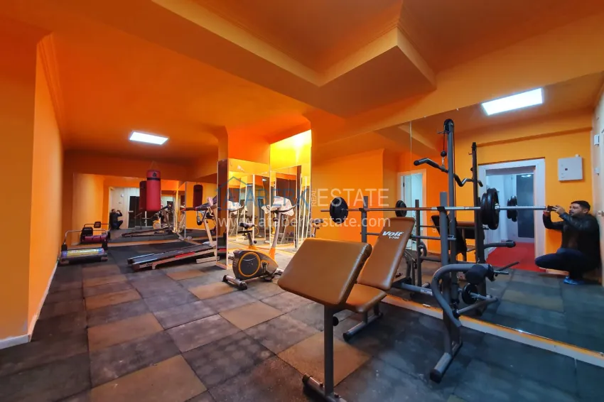 Furnished penthouse with views in a complex on the main street of Mahmutlar district 12 