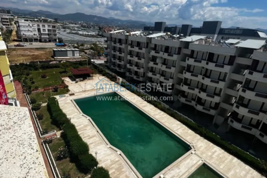 Purchase Furnished three-room apartment in a complex with a swimming pool in the Payallar area 8 