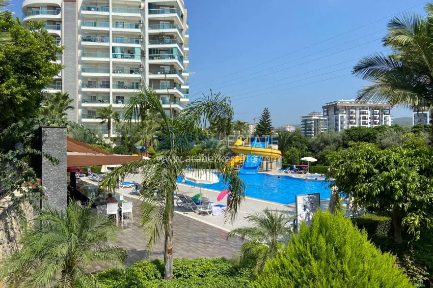 Turnkey three-room apartment with sea view in Avsallar, Alanya 1 