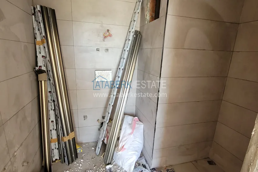 Purchase Finished two-bedroom apartment in a complex under completion in Mahmutlar 11