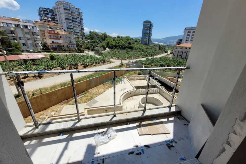 Purchase Finished two-bedroom apartment in a complex under completion in Mahmutlar 12