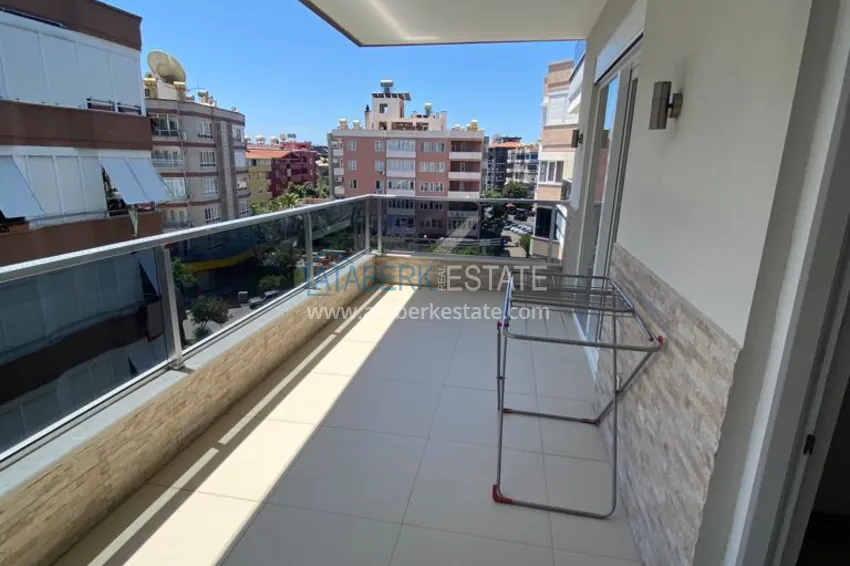 Purchase  One-bedroom apartment for rent in the center of Alanya in a small cozy complex  15 