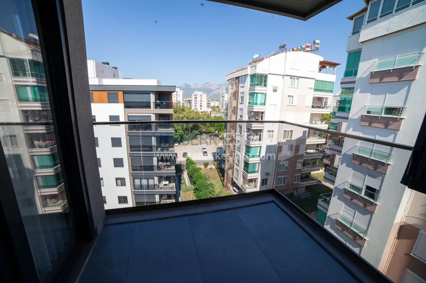 Purchase  Three-room apartment in Antalya, prestigious district of Uncali, new modern complex 19 