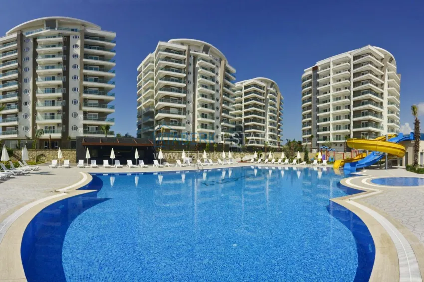 Turnkey three-room apartment with sea view in Avsallar, Alanya 2 
