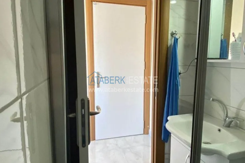 Purchase Spacious 3-bedroom duplex penthouse with furniture in Gazipasa 24 